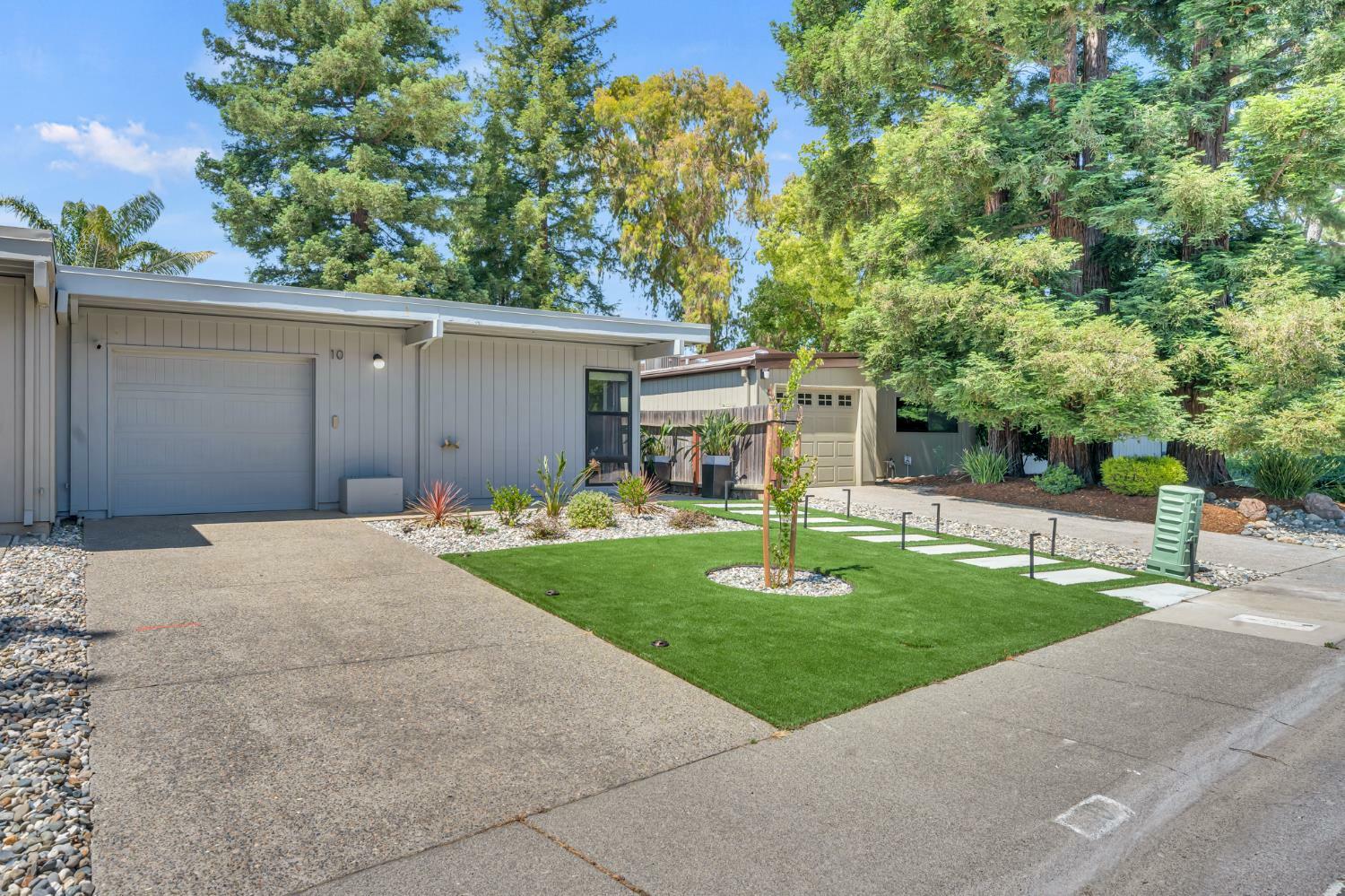 Property Photo:  10 Chief Court  CA 95833 