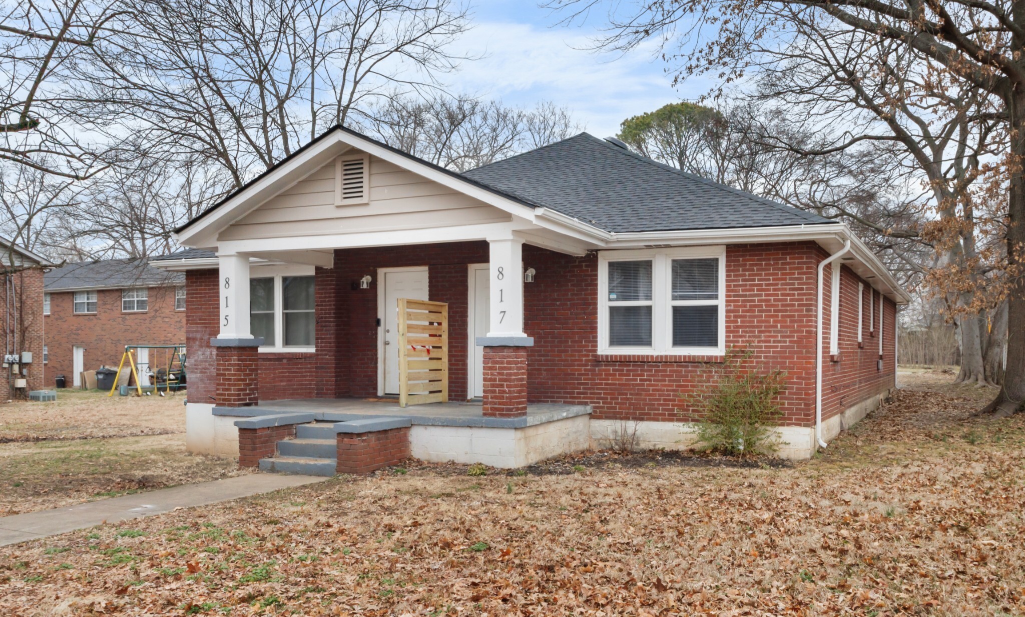 Property Photo: 817 Stafford St TN 37040