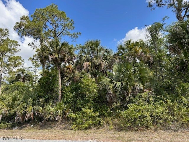 Property Photo: 27xx 18th Avenue NE FL 34120