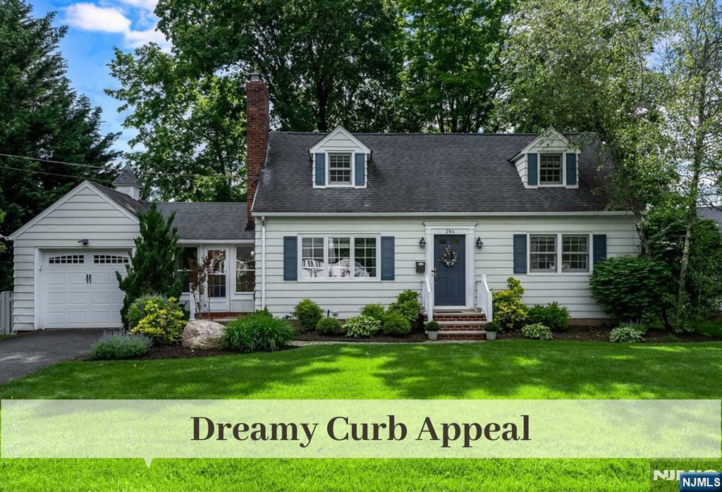 284 Glen Avenue  Glen Rock NJ 07452 photo