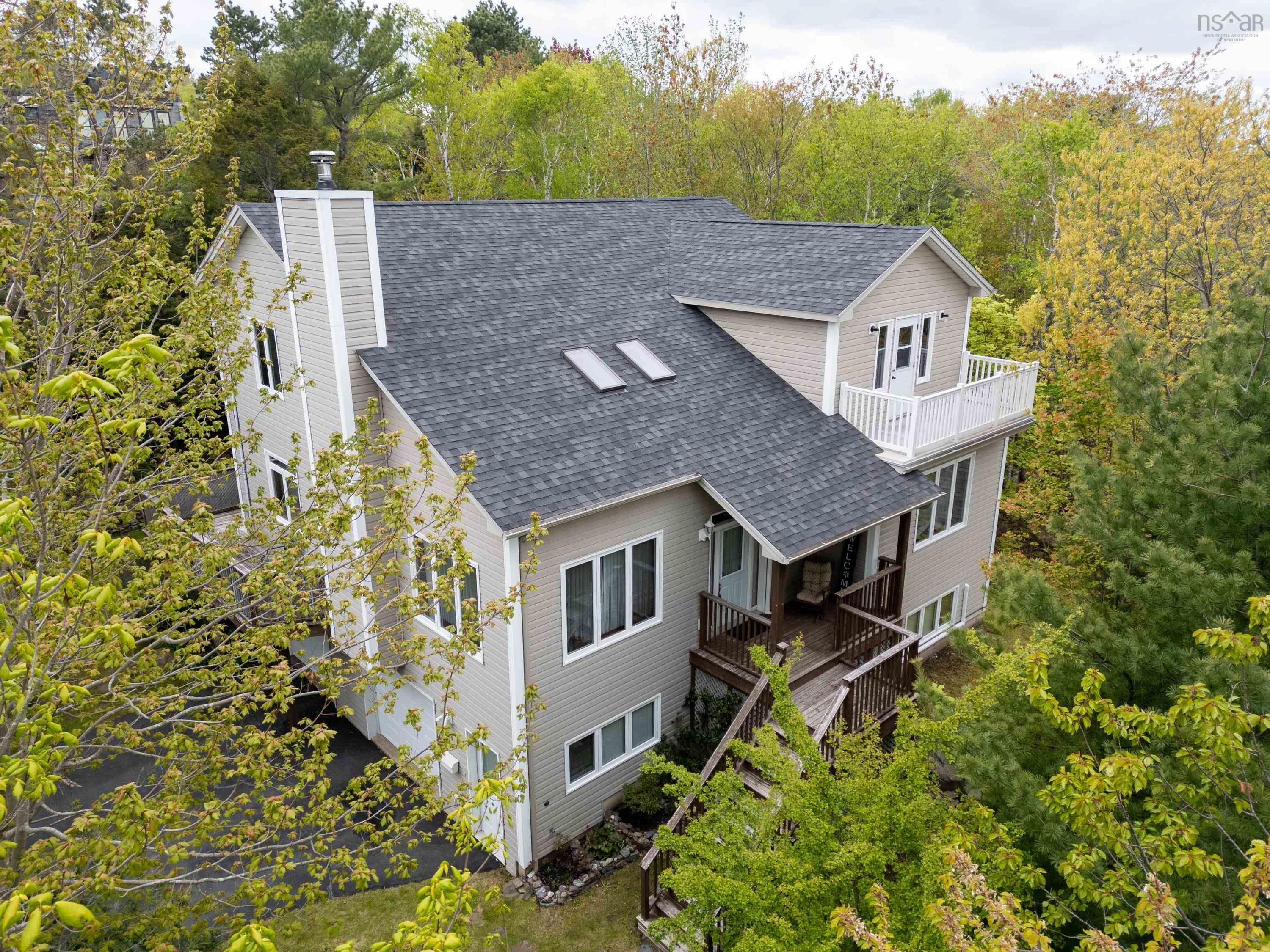 11 Millview Avenue  Bedford NS B4A 1G8 photo