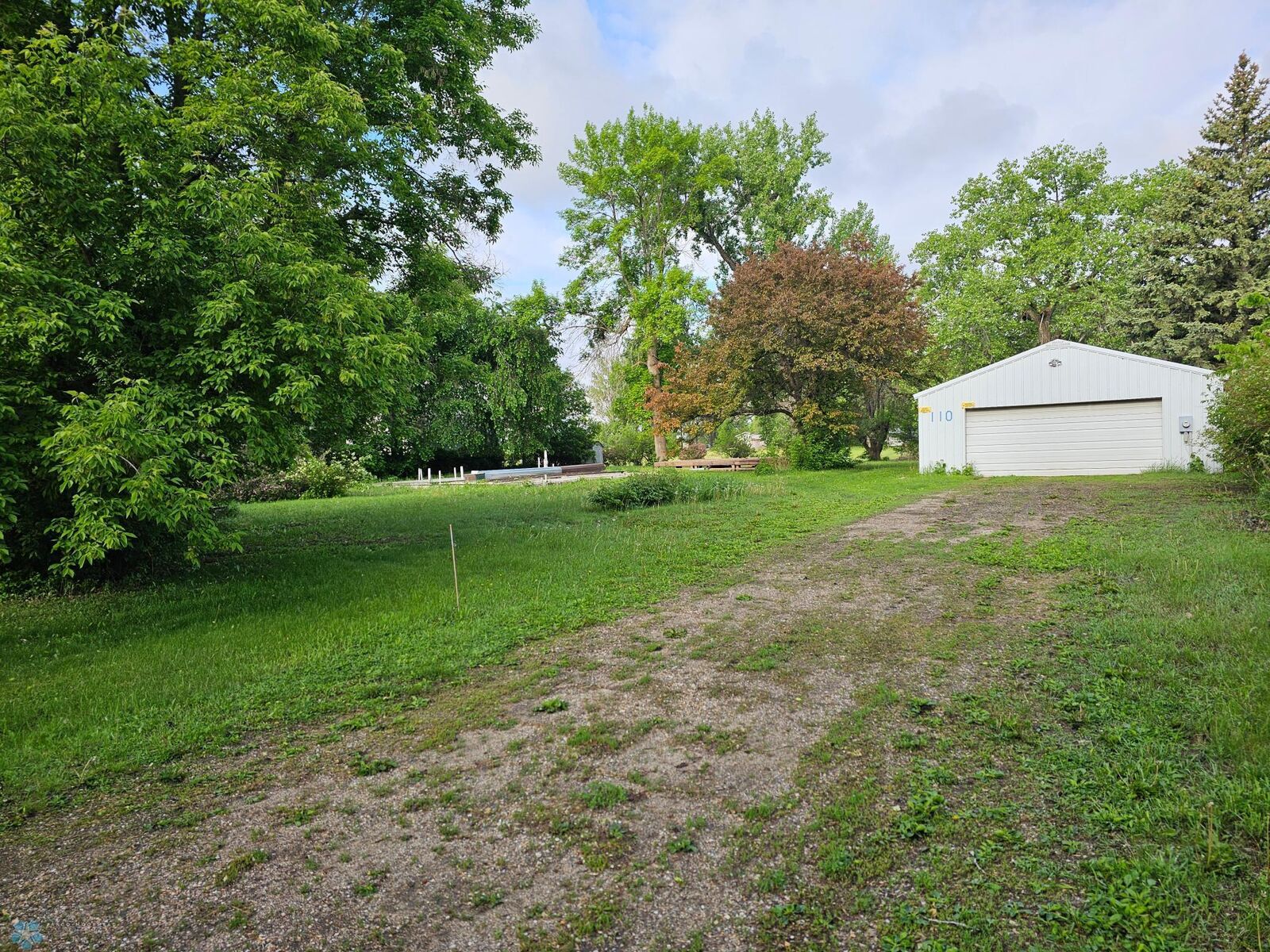 Property Photo: 110 Eagle Street ND 58015