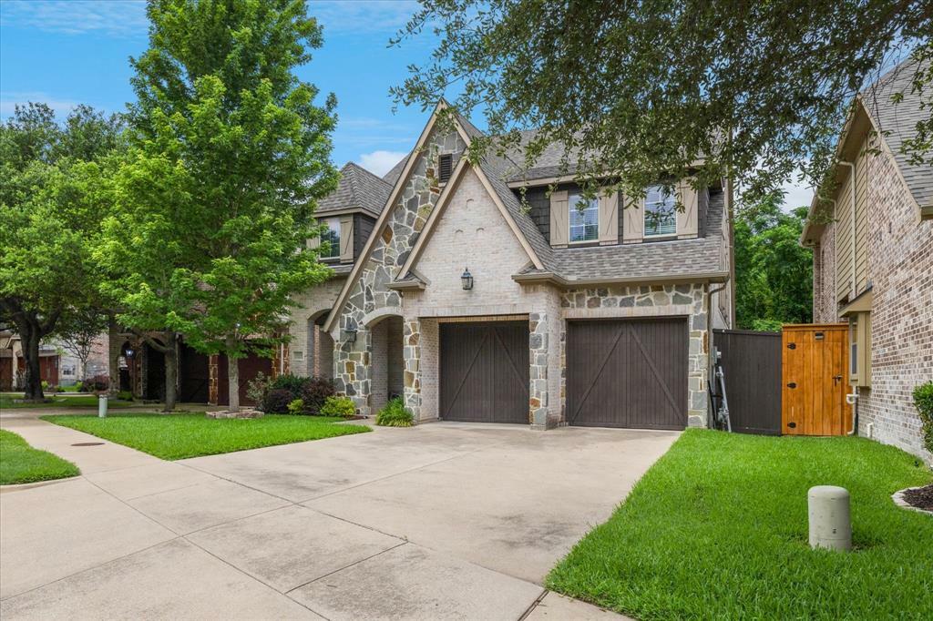 Property Photo: 2232 Forest Hollow Park TX 75228