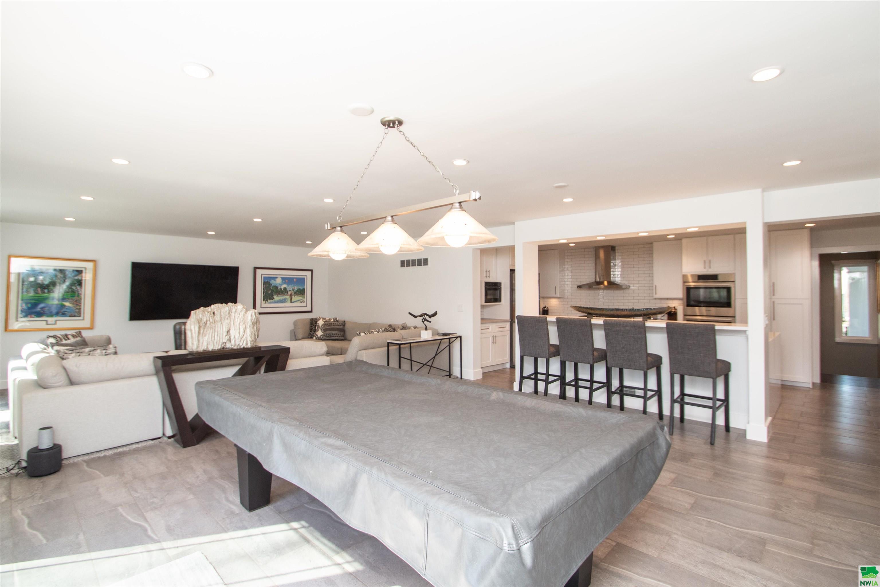 Property Photo:  4870 Skyline Drive  IA 51104 