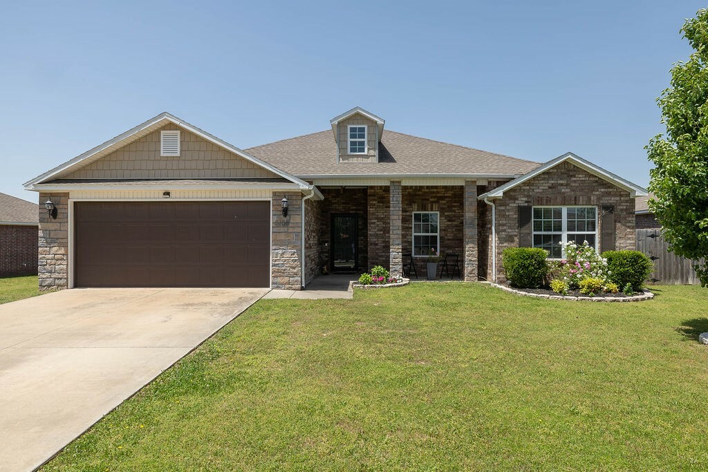 Property Photo: 6108 SW Warrington Road AR 72713
