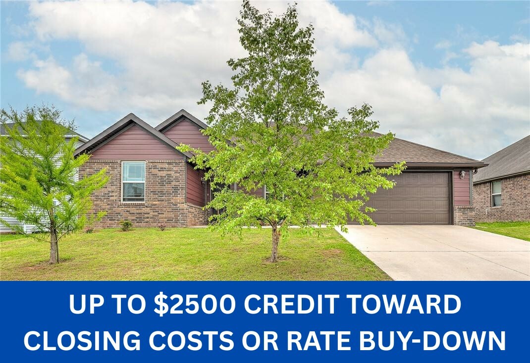 Property Photo: 811 SW Pure Globe Street AR 72712