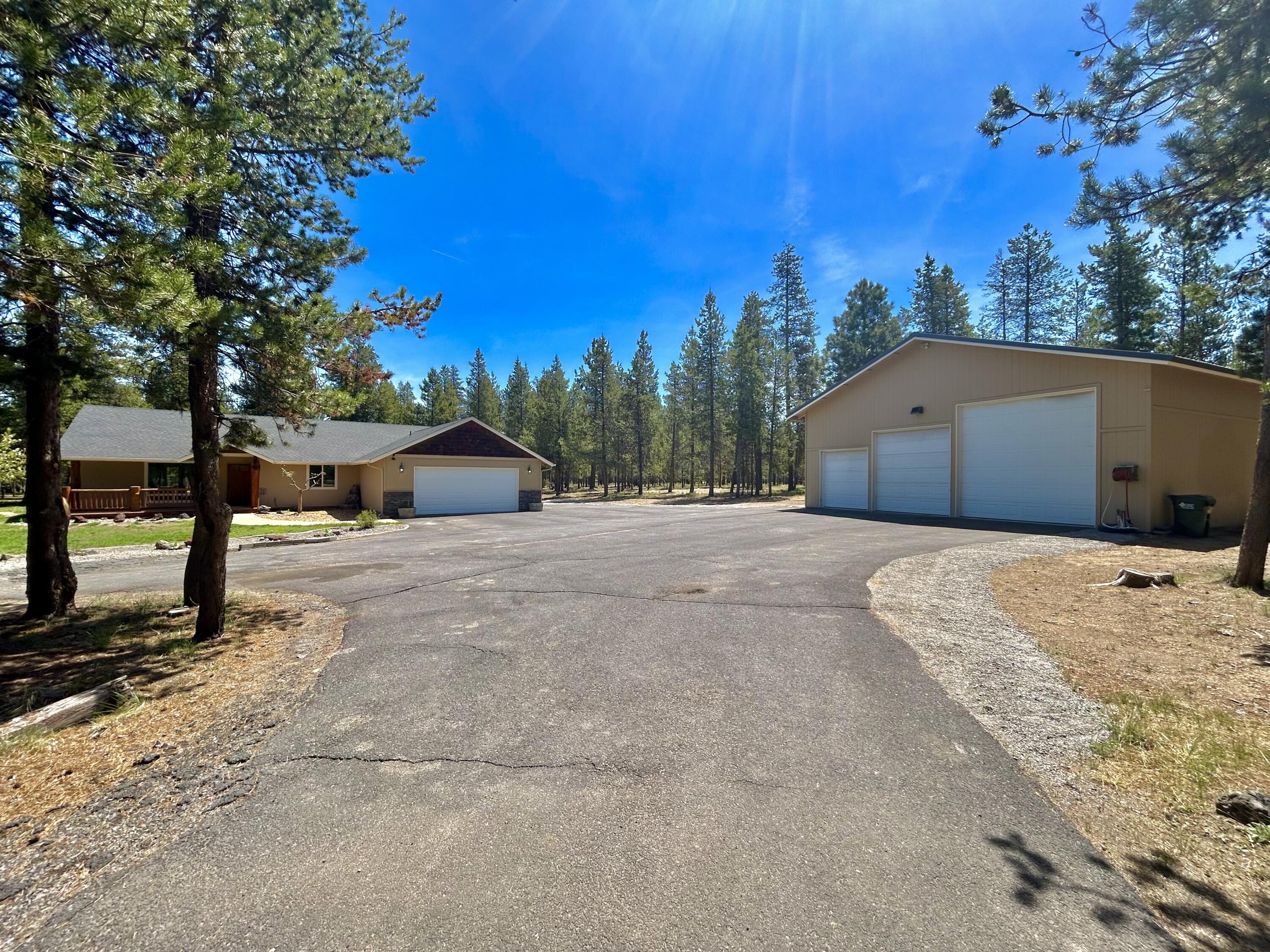 52220 Dorrance Meadow Road  La Pine OR 97739 photo