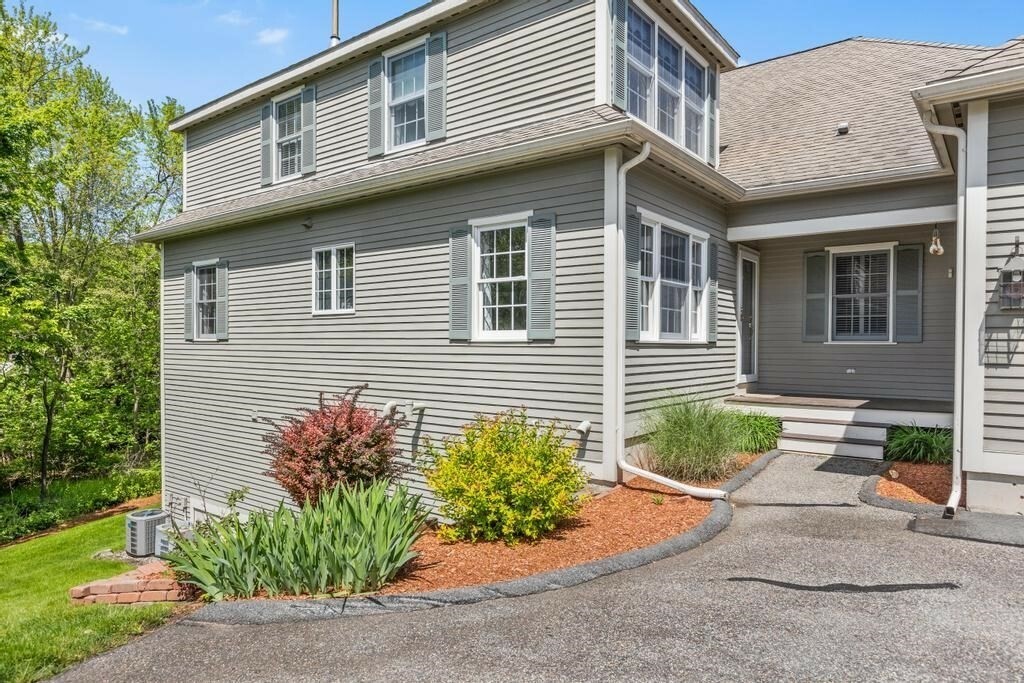 Property Photo: 6 Leaning Elm Drive 6 MA 01867