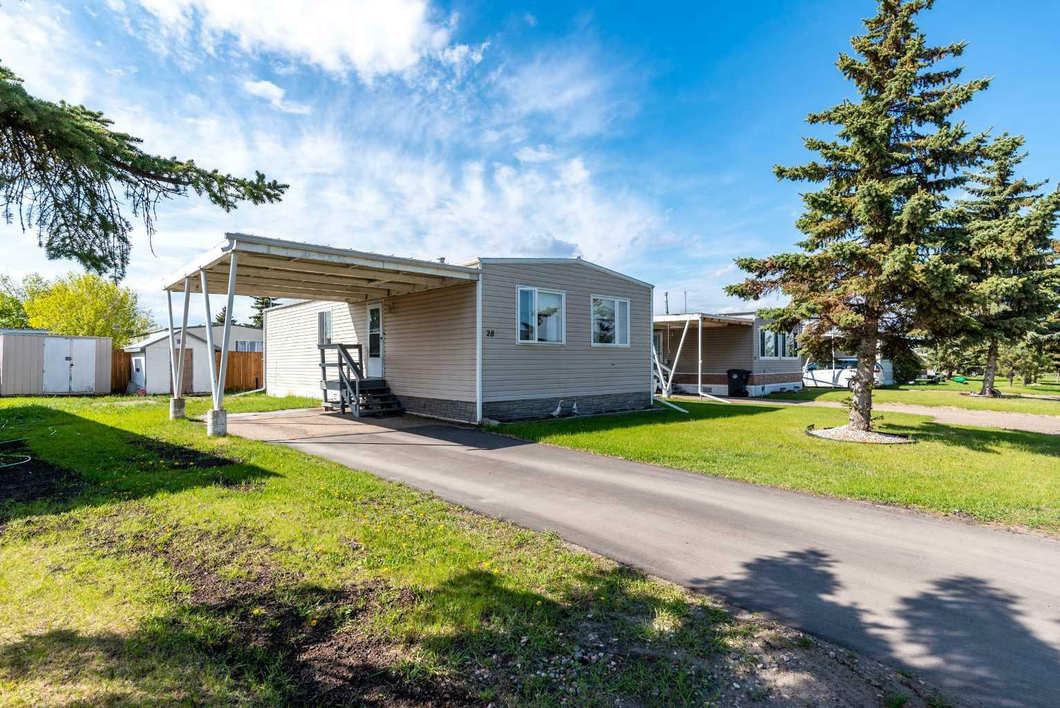 5308 57 Street 28  Lloydminster AB T9V 2A3 photo