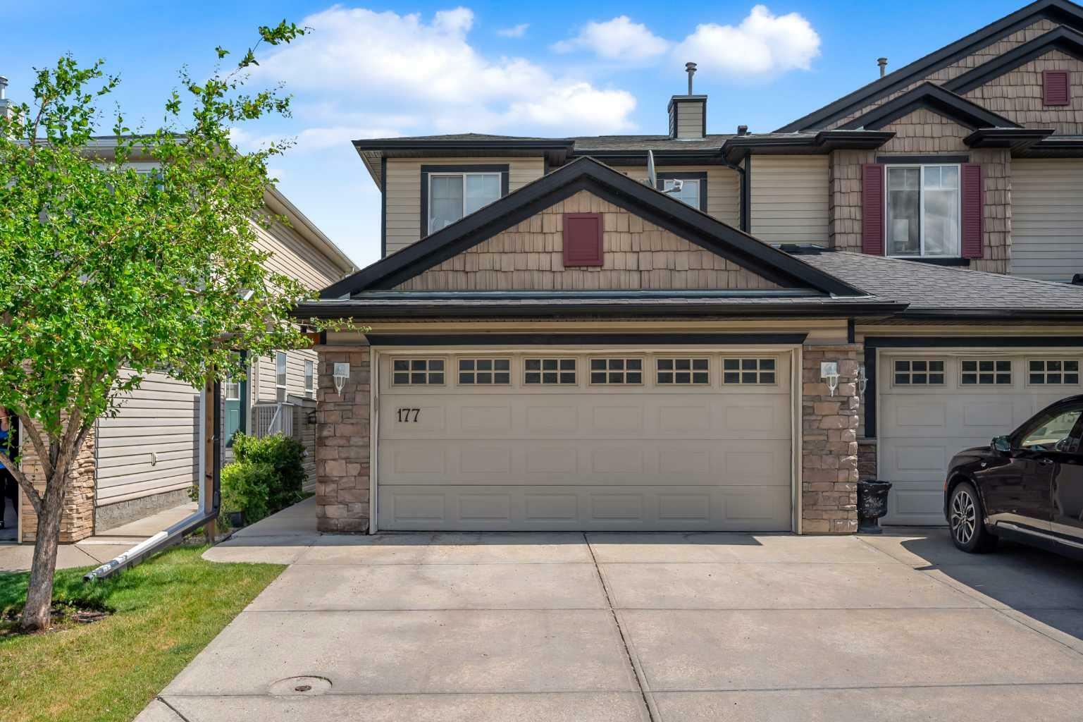 Property Photo: 177 Royal Birch Mount NW AB T3G 5W7