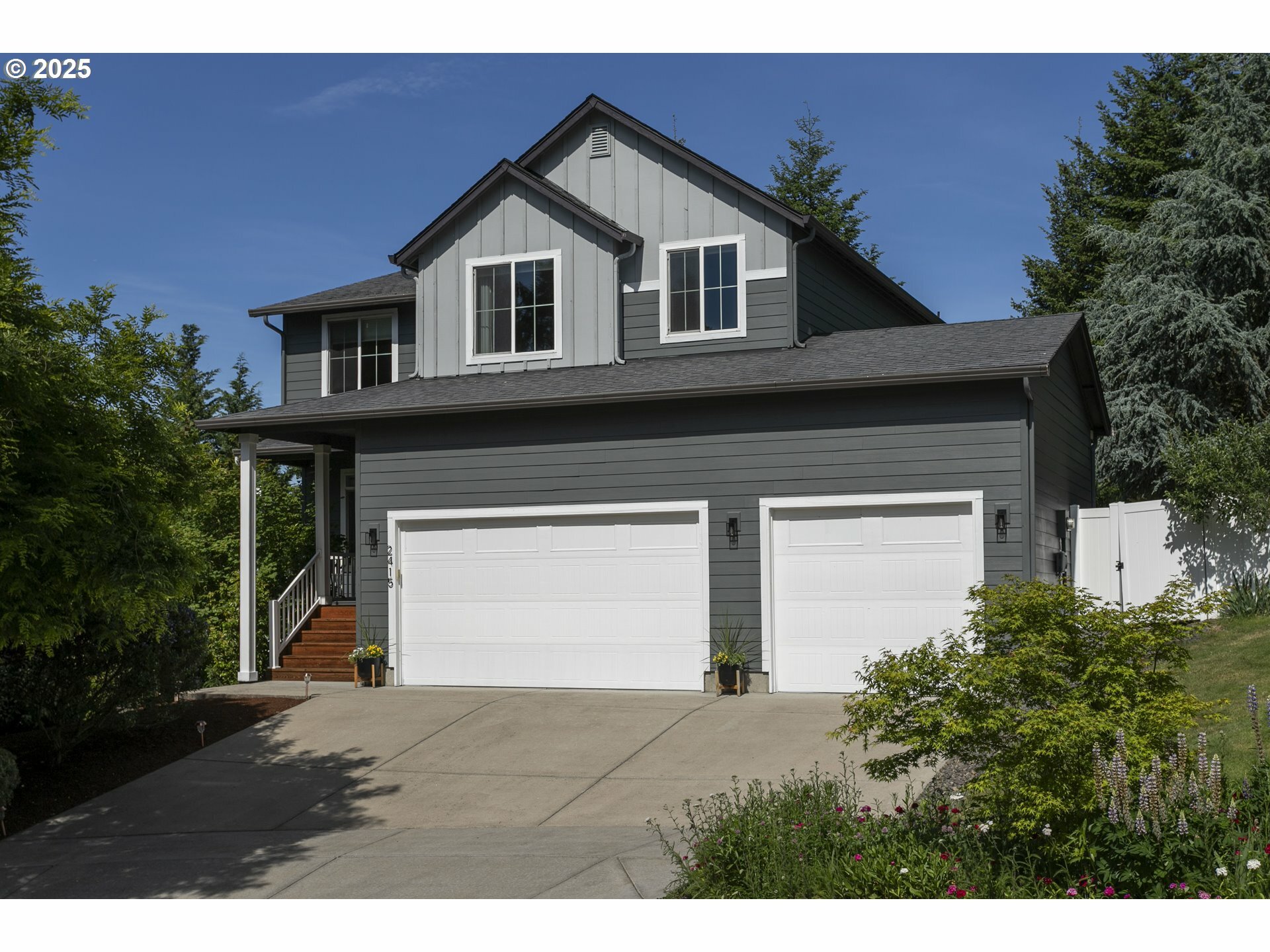 Property Photo:  2415 NE 125th Ave  WA 98684 