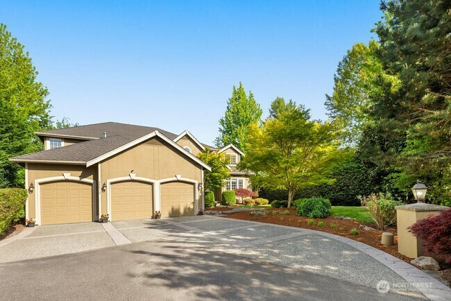 Property Photo: 28816 118th Avenue SE WA 98092