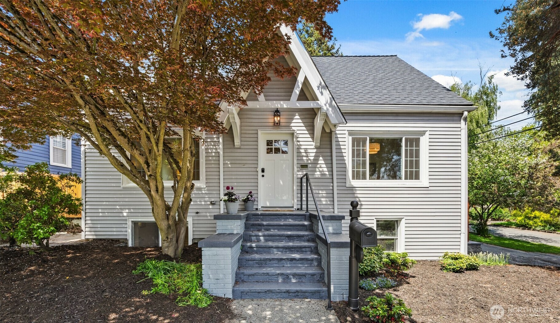Property Photo:  1716 NE 80th Street  WA 98115 