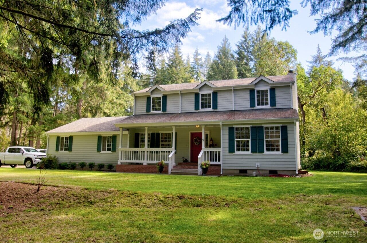 Property Photo:  4840  Grand Fir Lane NW  WA 98502 