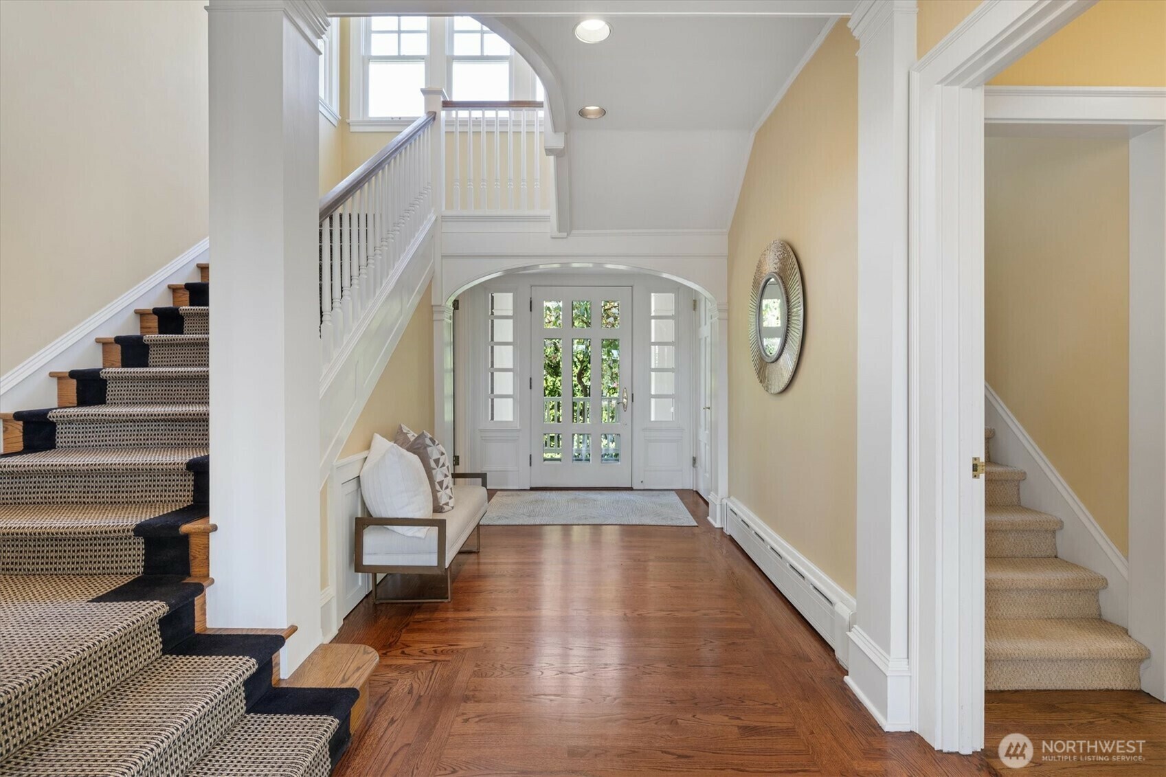 Property Photo: 2720 W Galer Street WA 98199
