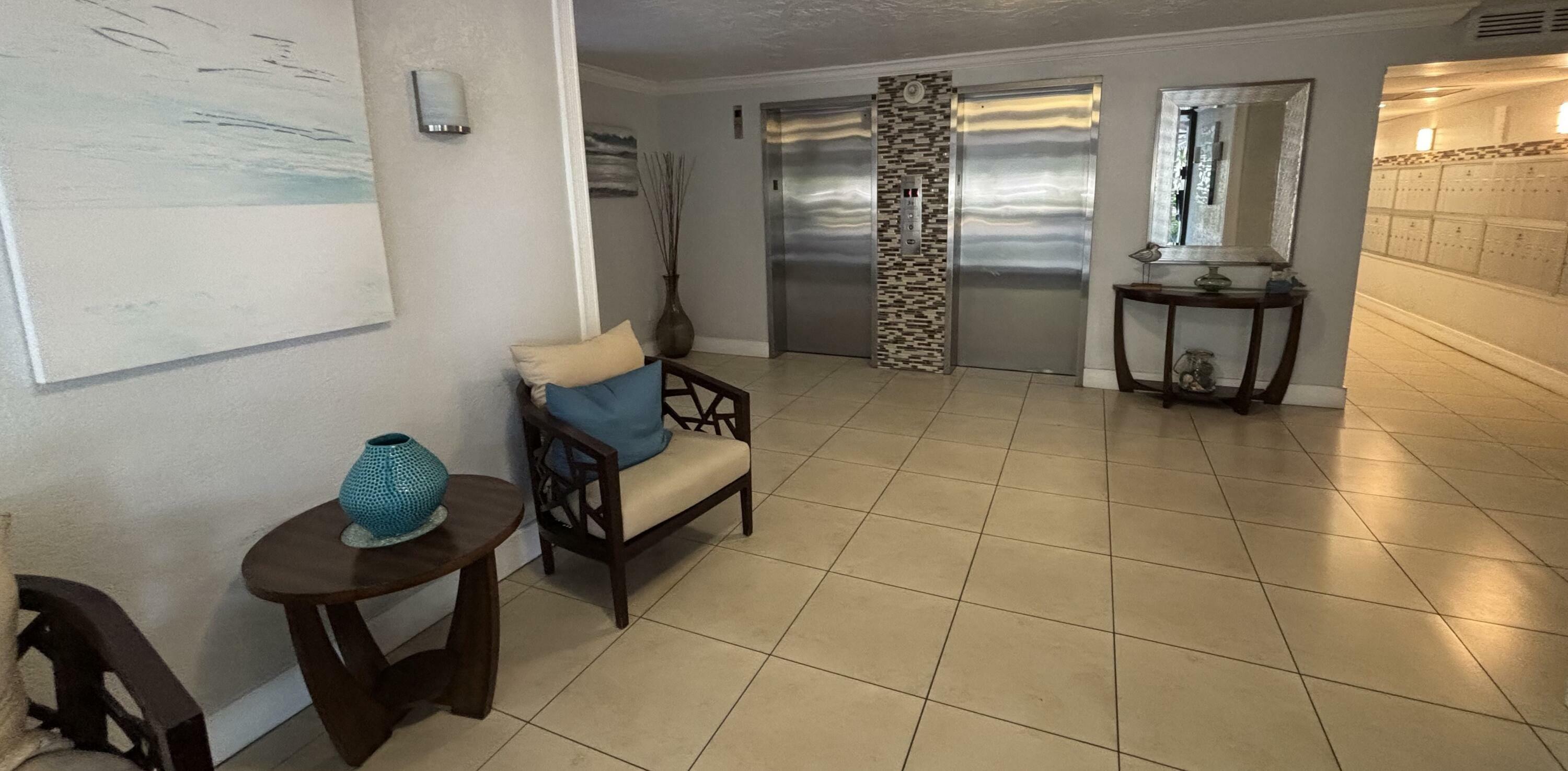Property Photo: 605 Oaks Drive 503 FL 33069