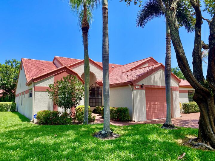 Property Photo: 7644 Lexington Club Boulevard A FL 33446