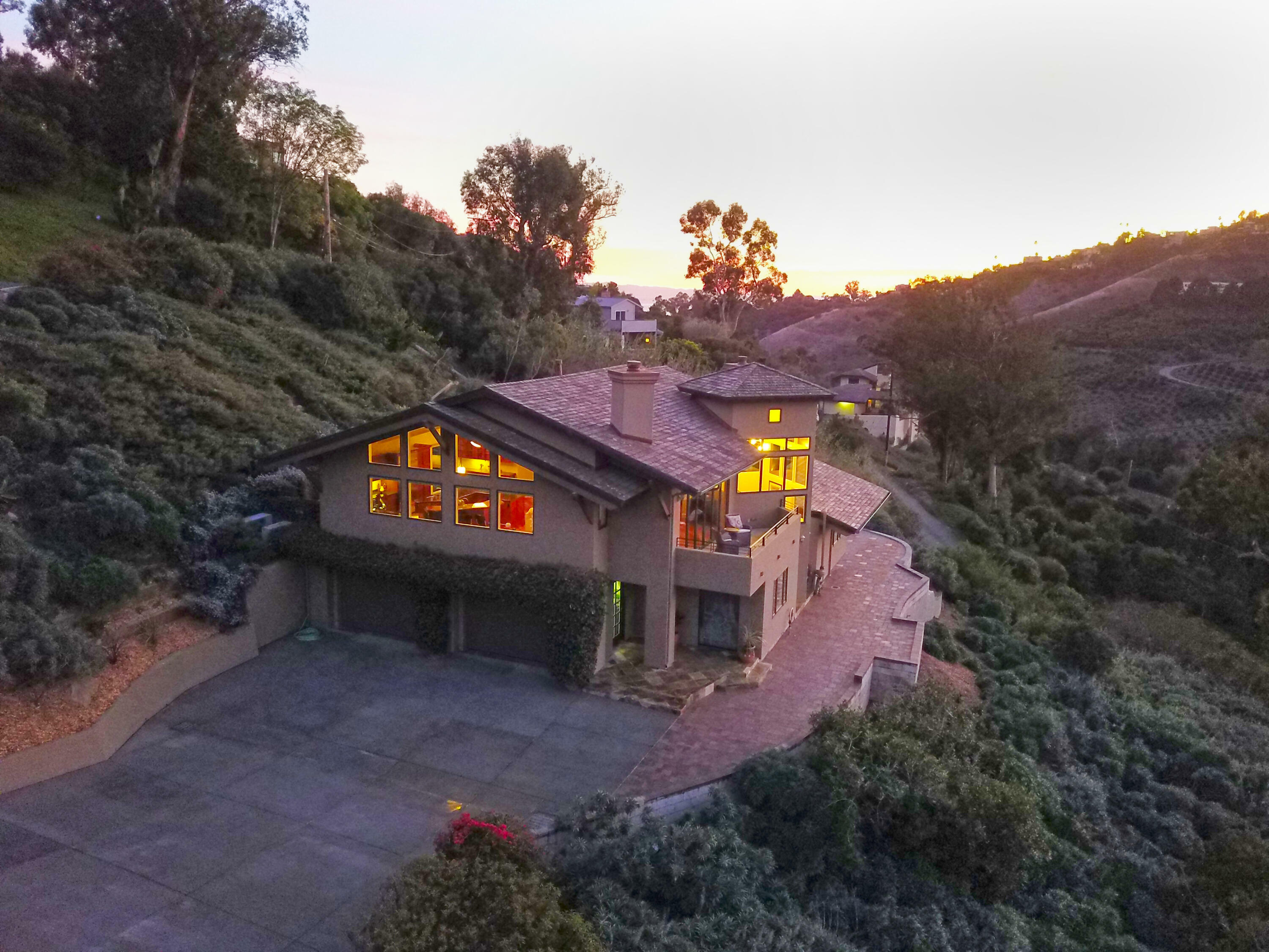 Property Photo:  62 Canon View Road  CA 93108 