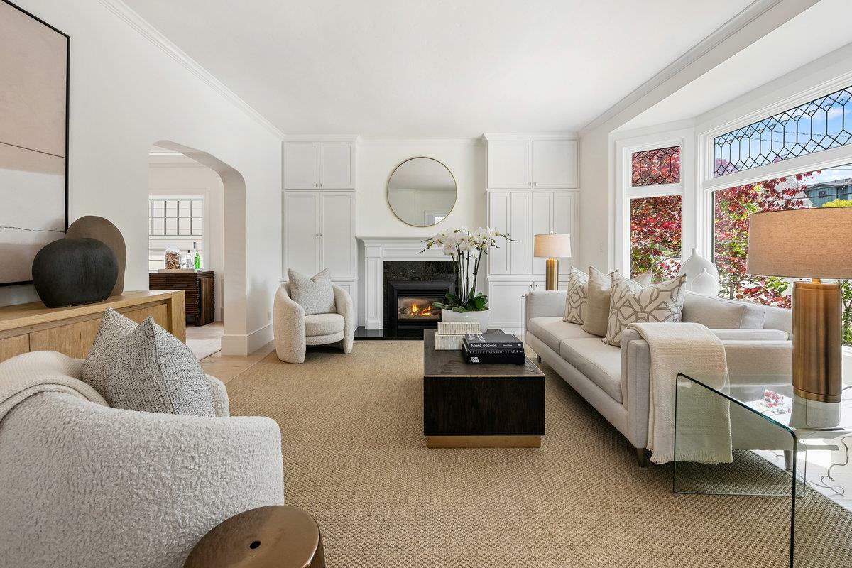 Property Photo: 1224 Edgehill Drive CA 94010