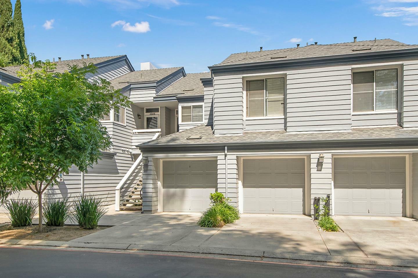Property Photo:  1648 Parkview Green Circle  CA 95131 