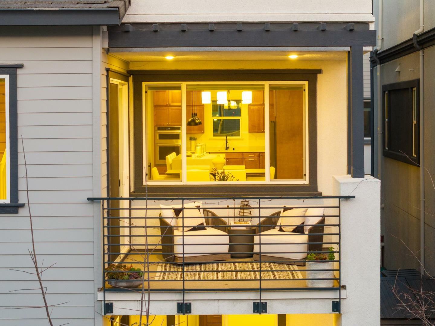 Property Photo: 2815 Crusader CA 94501