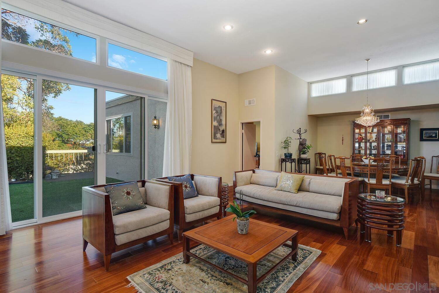 Property Photo:  6643 Caminito Hermitage  CA 92037 