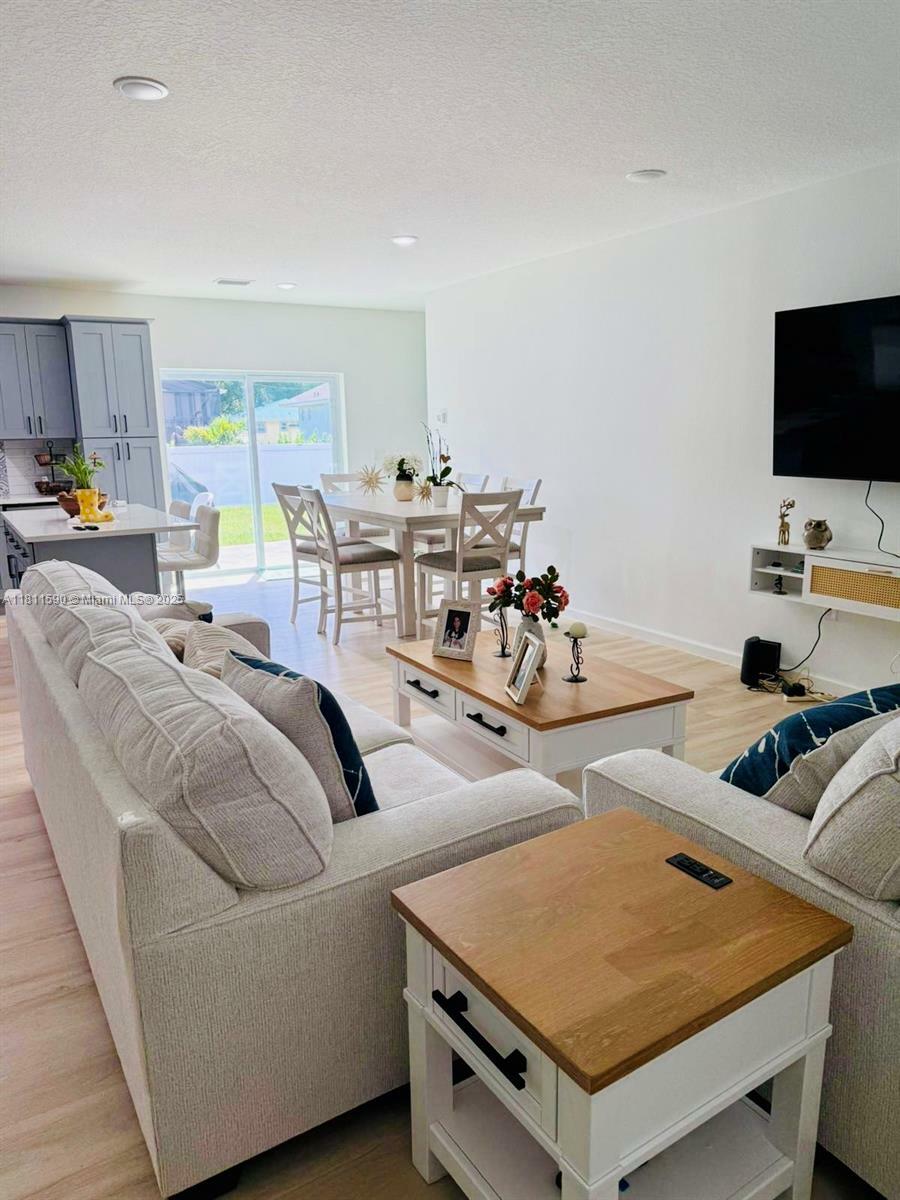 Property Photo:  3214 Topsey Ave SE  FL 32909 