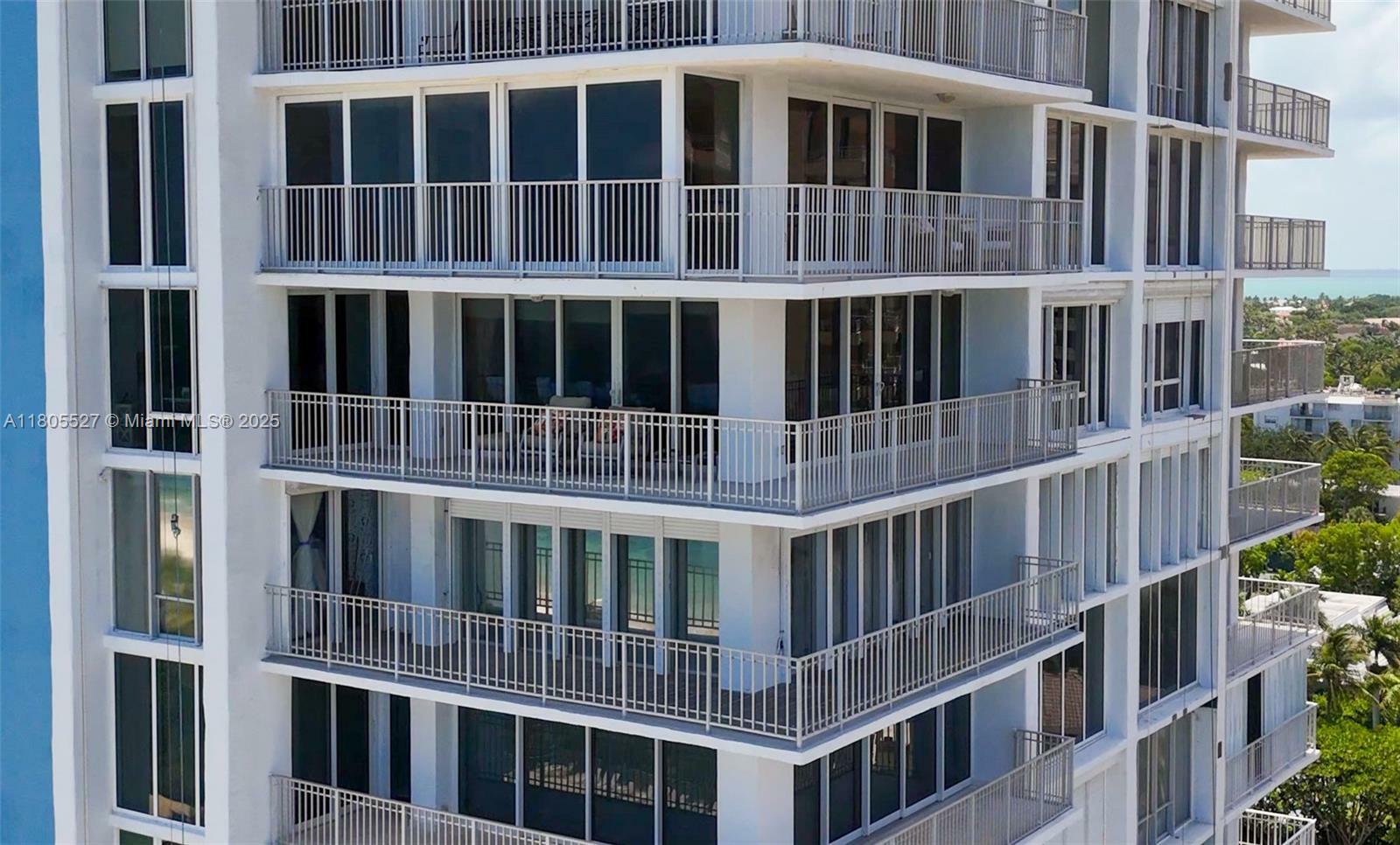 Property Photo: 881 Ocean Dr 13H FL 33149