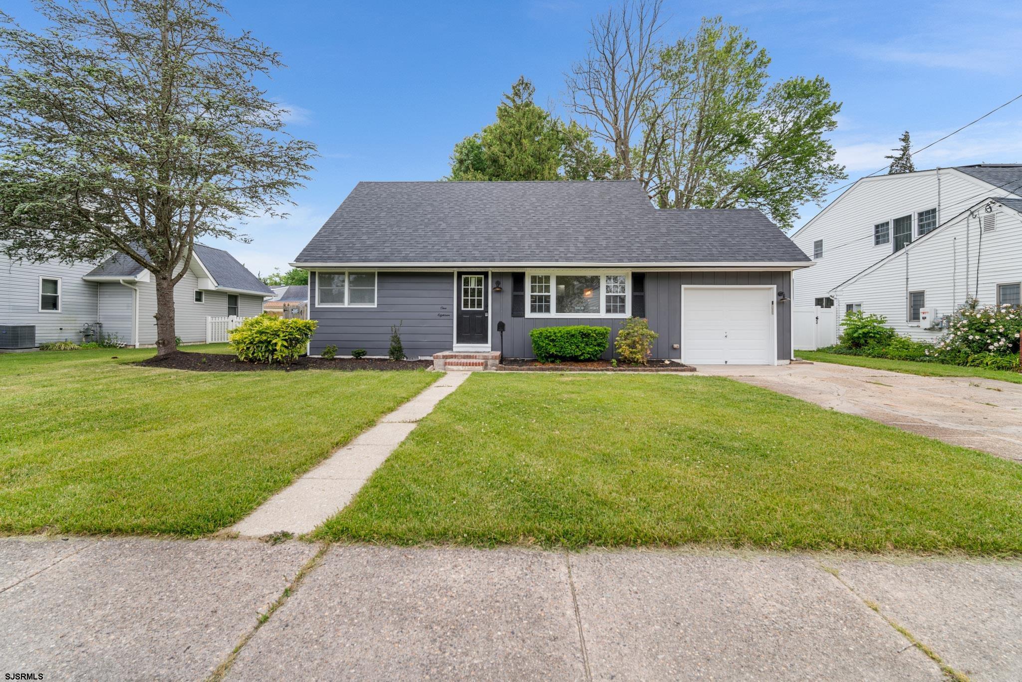 Property Photo: 118 Colwick Dr NJ 08244