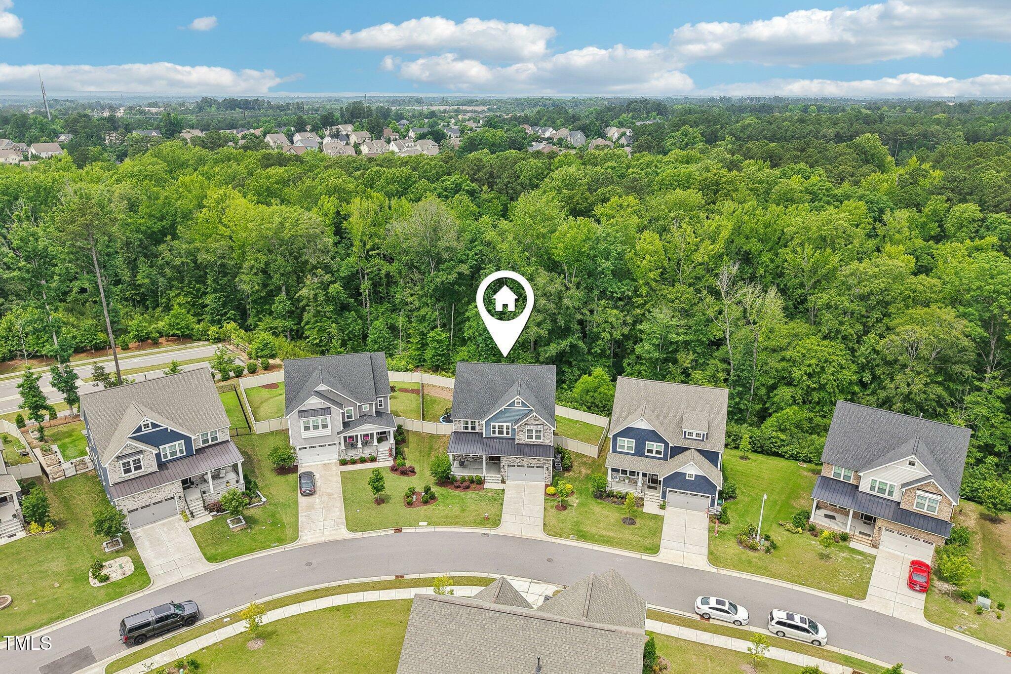 Property Photo: 421 Gilpin Way NC 27519