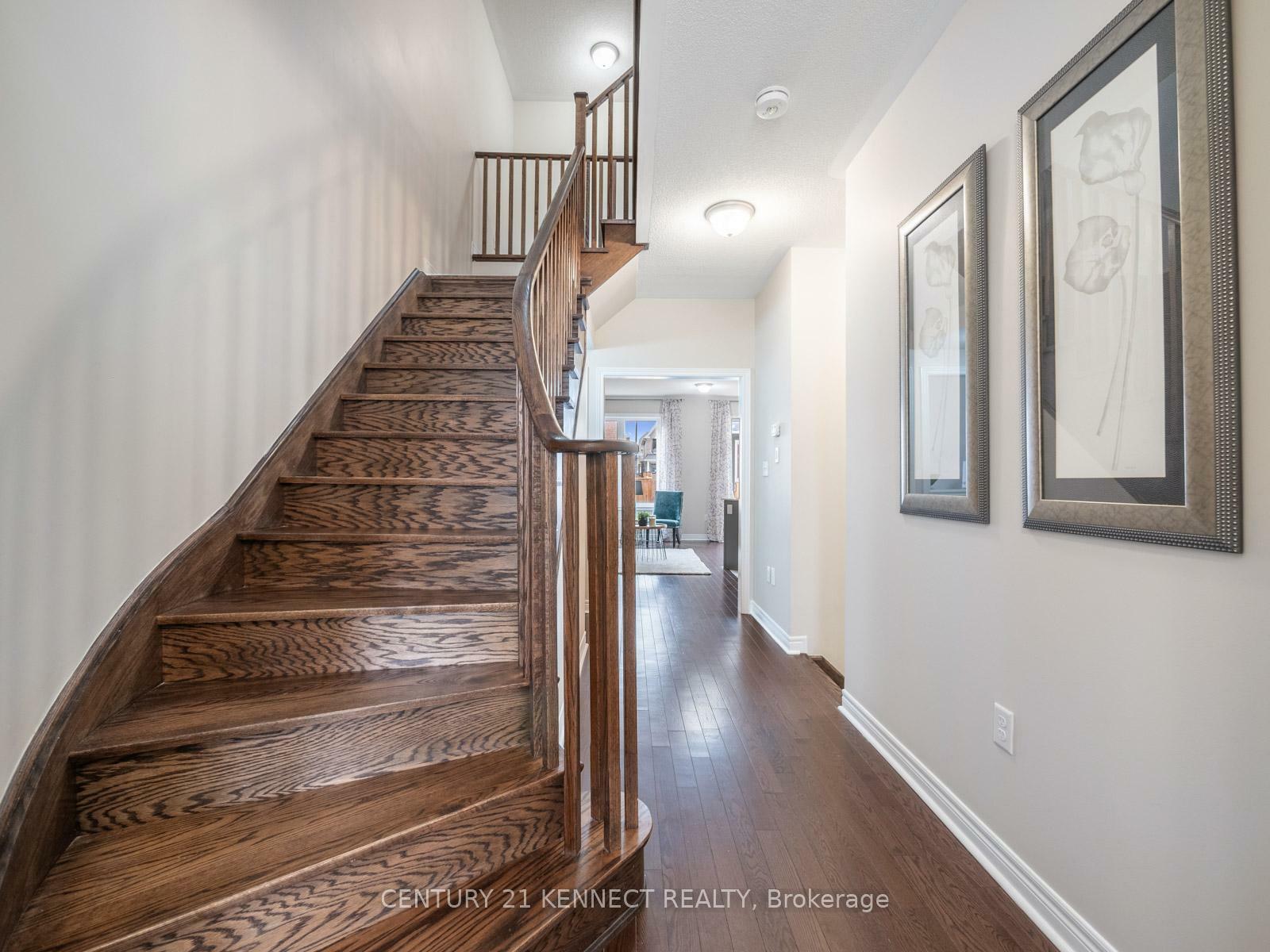Photo de la propriété: 49 Finegan Circle ON L7A 0B7