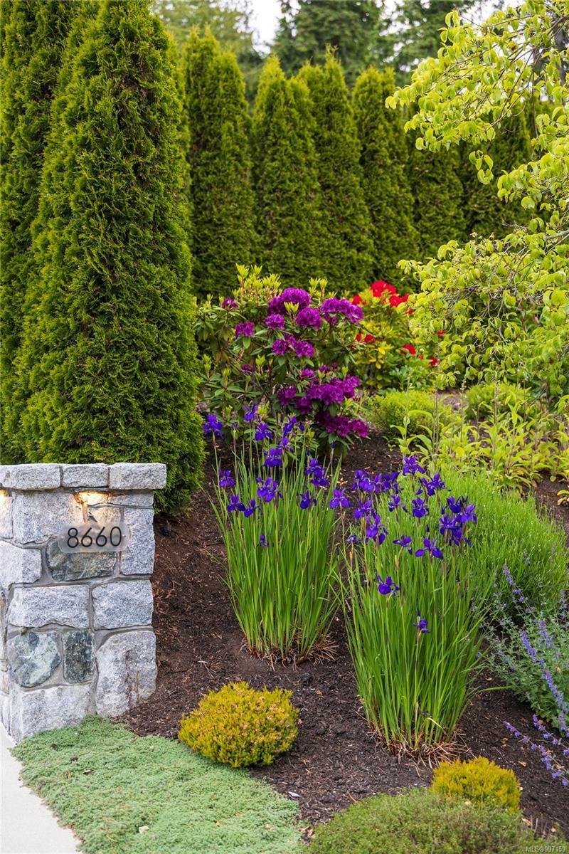 Property Photo: 8660 Richland Pl BC V8L 5E3