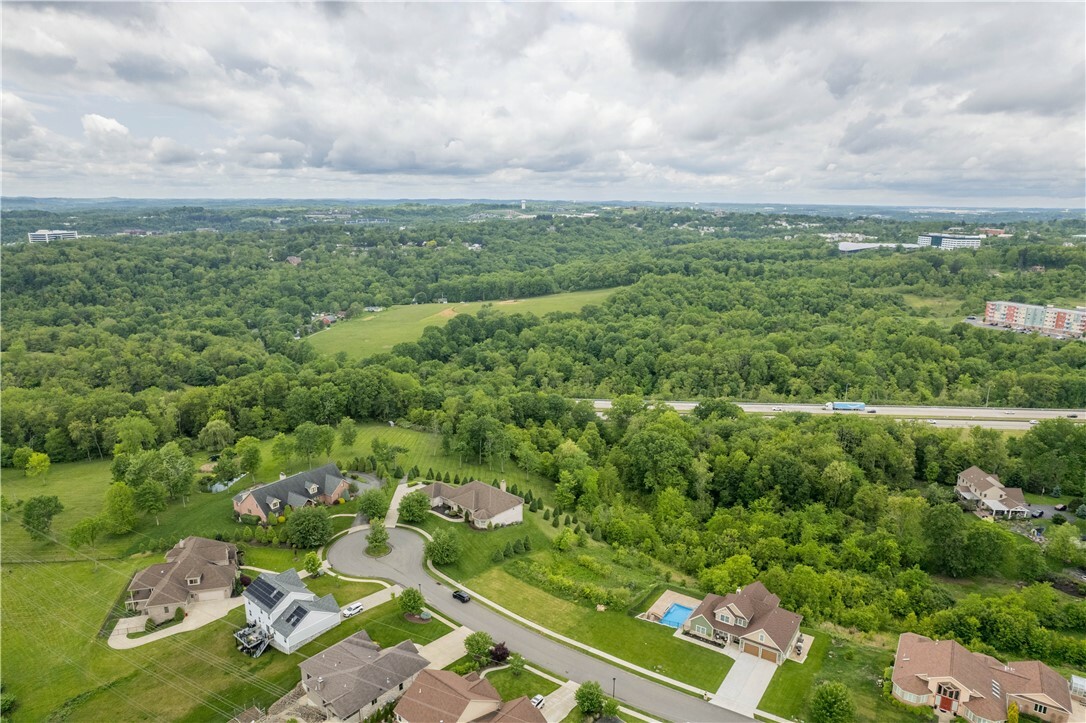 Property Photo: 216 Tudor Lane PA 15205
