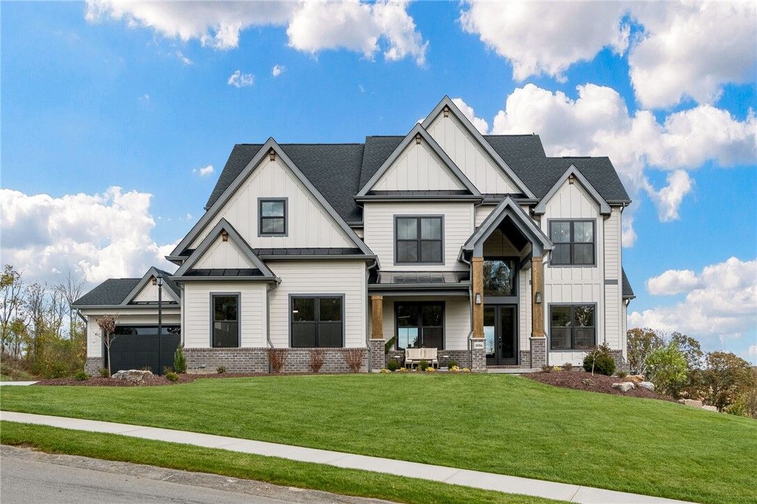 Property Photo:  1006 Sonoma Drive  PA 15005 