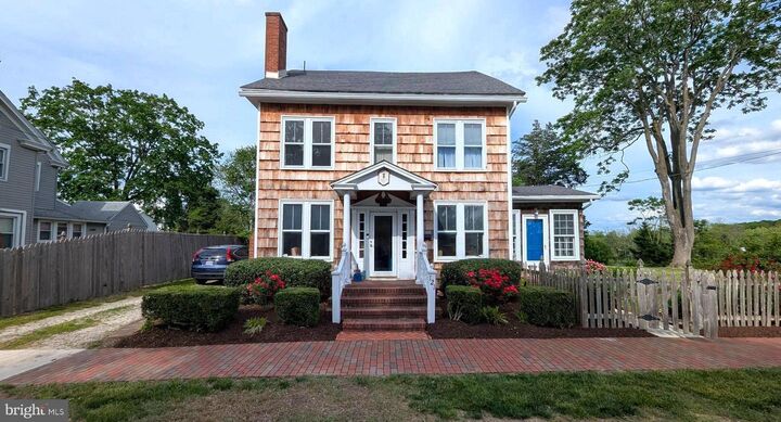 Property Photo:  121 S Conwell Street  DE 19973 