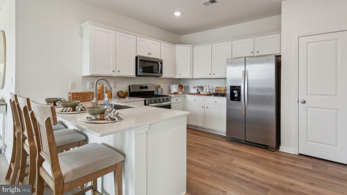 Property Photo: 208 Delhaas Circle PA 19007