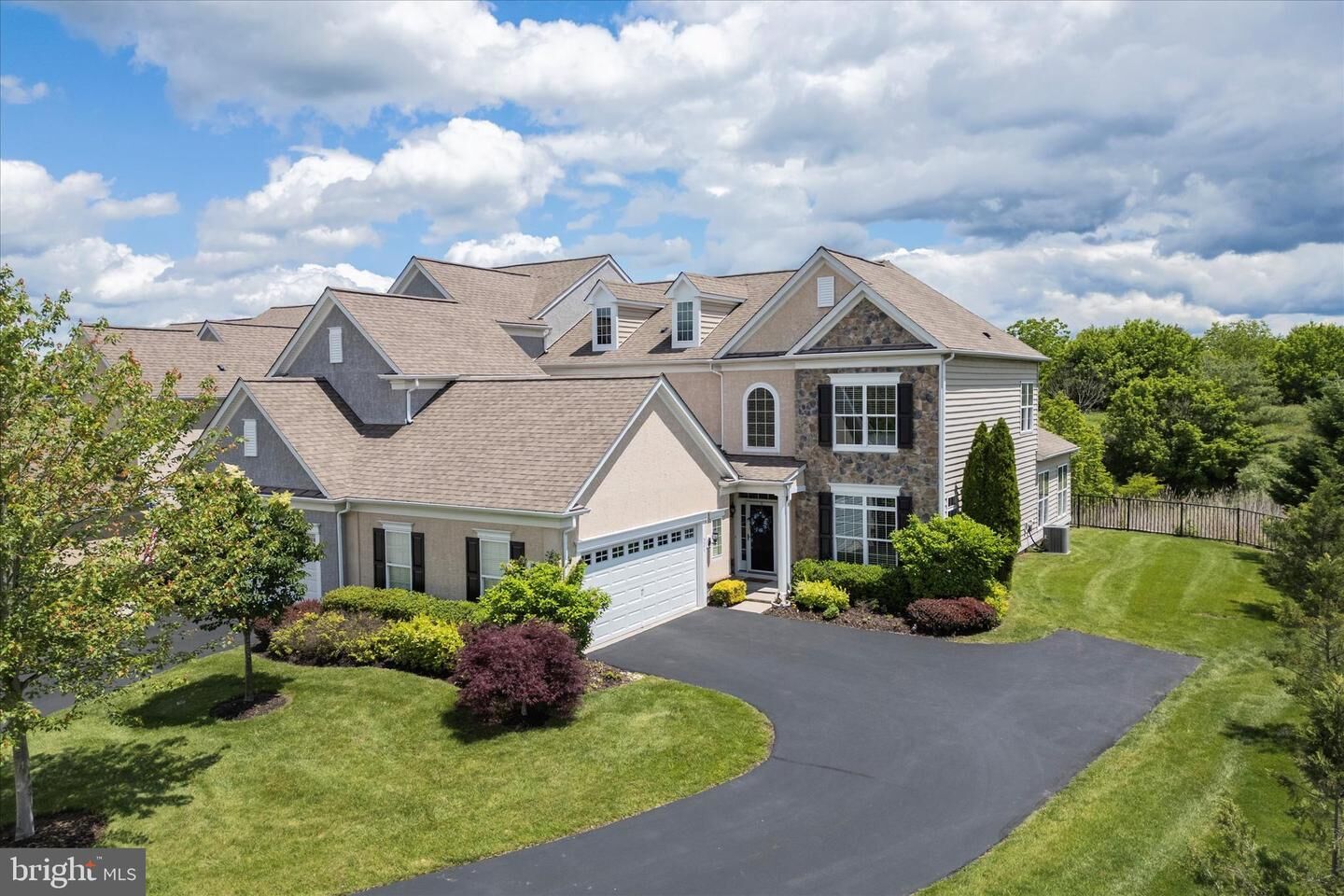 Property Photo: 501 Jasmine Circle PA 19446