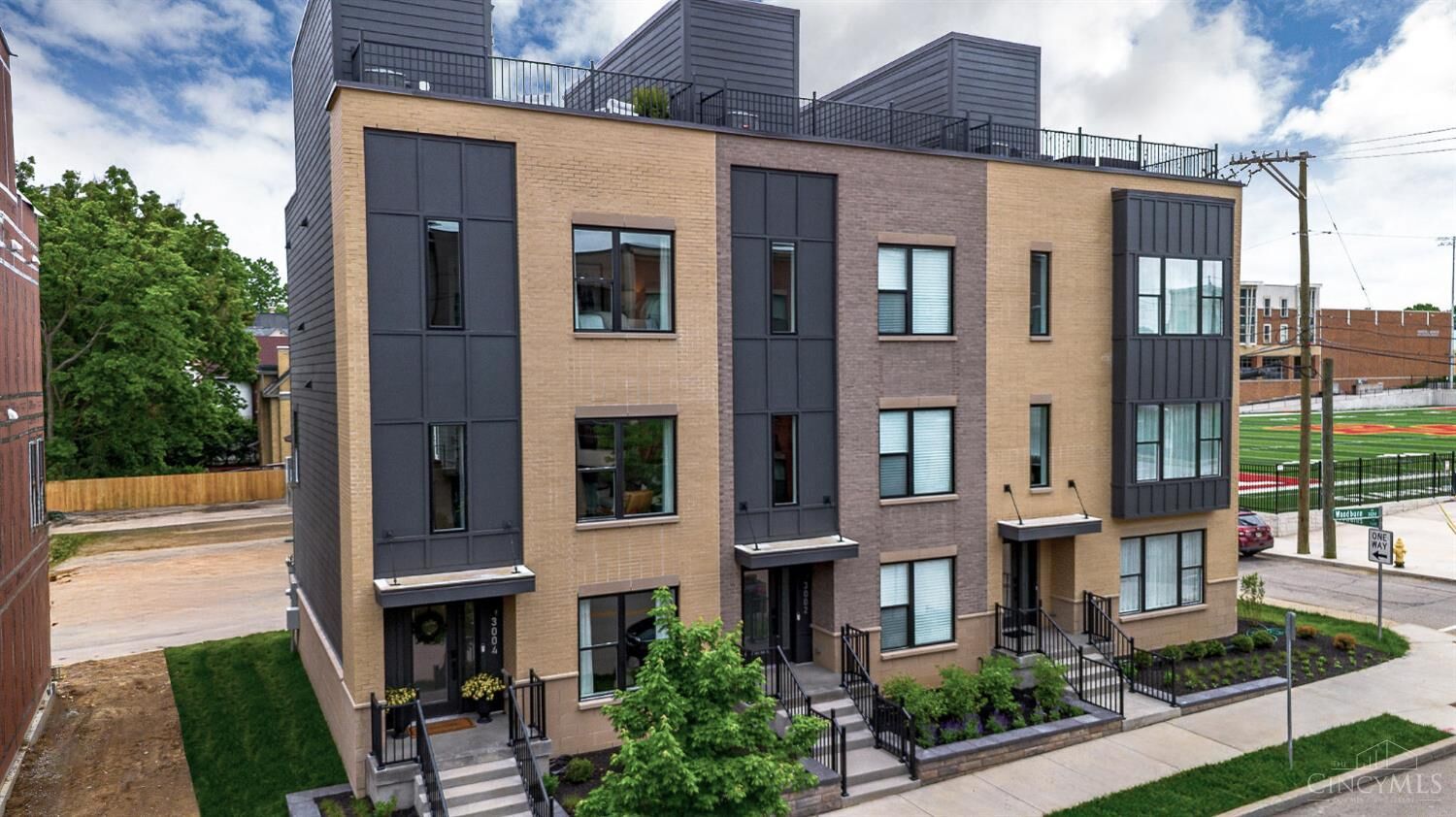 Property Photo:  3006 Woodburn Avenue  OH 45206