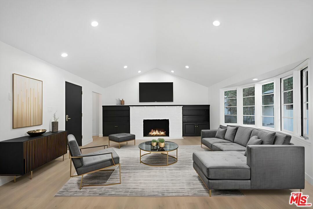 Property Photo: 1805 Nichols Canyon Rd CA 90046