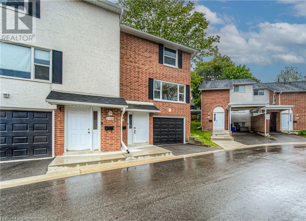 Property Photo:  425 Keats Way 4  ON N2L 5S7 