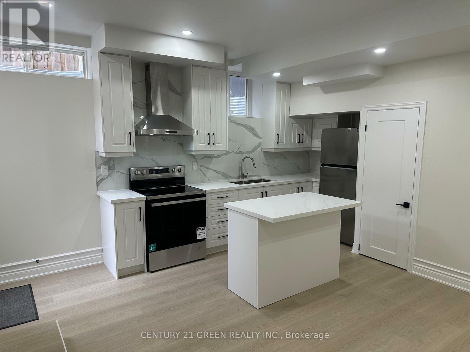 Property Photo: 3187 Seabright Drive Bsmt ON L5M 0B4
