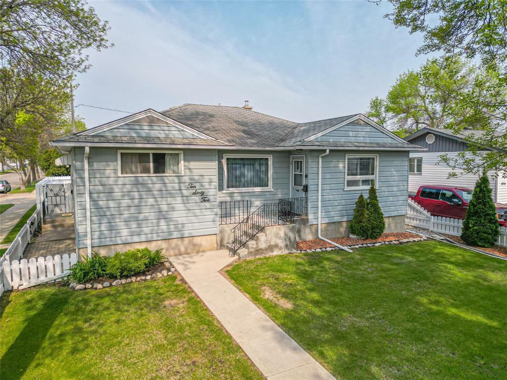 1062 3rd Street  Brandon MB R7A 3E5 photo