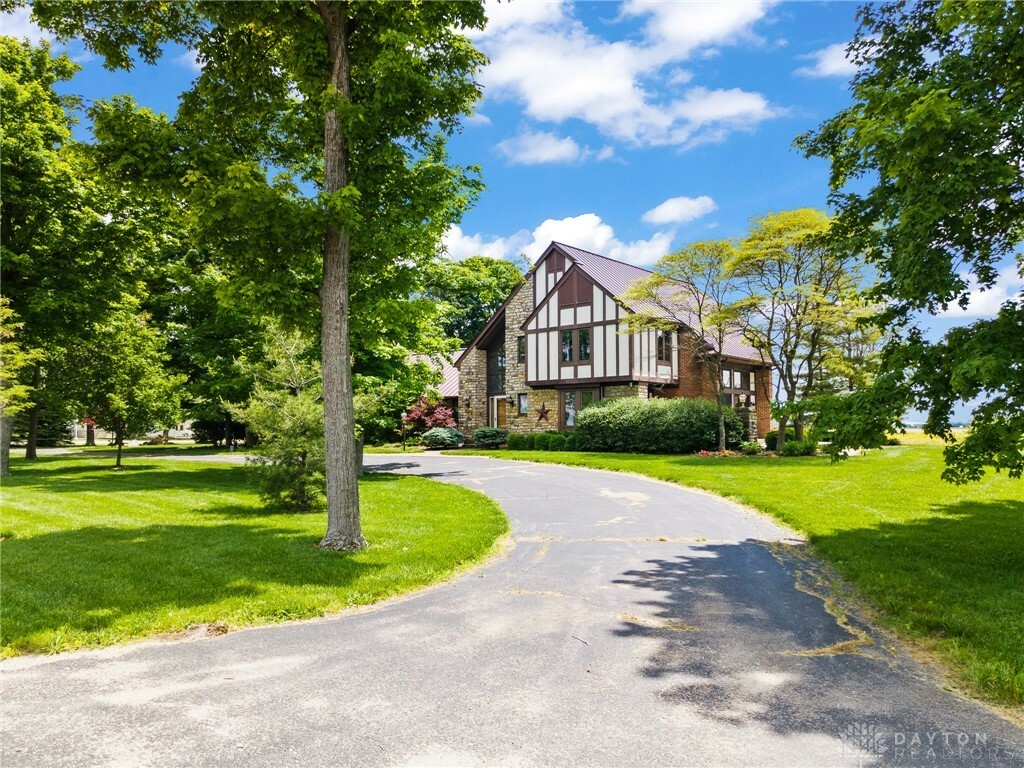 Property Photo: 8997 Hollansburg Sampson Road OH 45304