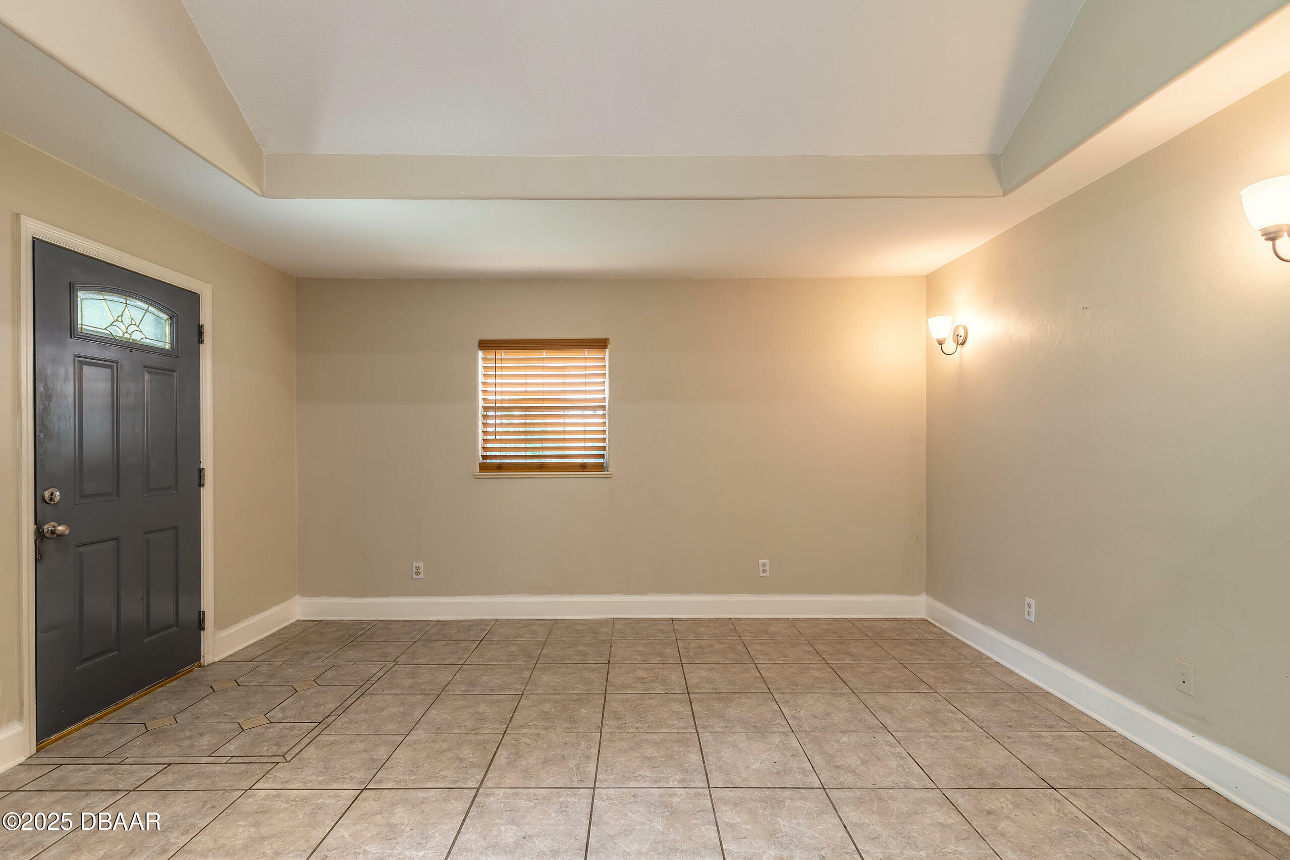 Property Photo: 121 Palm Drive FL 32117