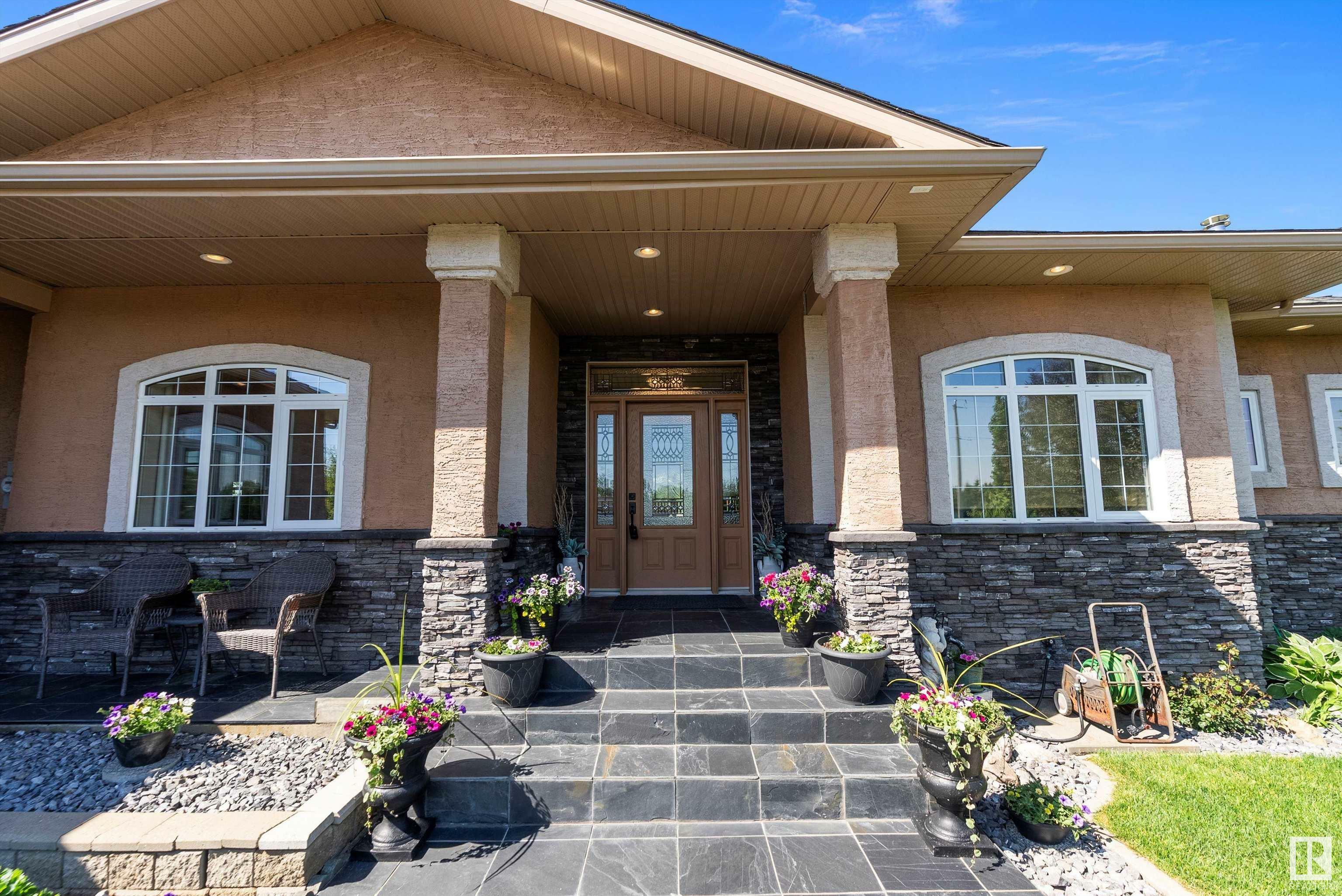 Property Photo: 40 50446 Range Road 232 AB T4X 0L1