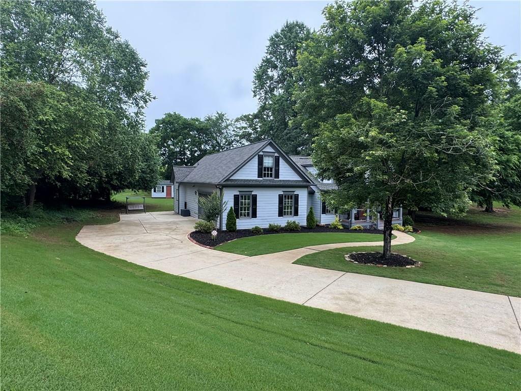 Property Photo: 714 Arden Drive GA 30680