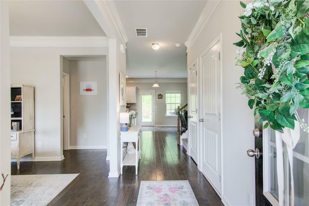 Property Photo: 1300 Jefferson Walk Circle GA 30549