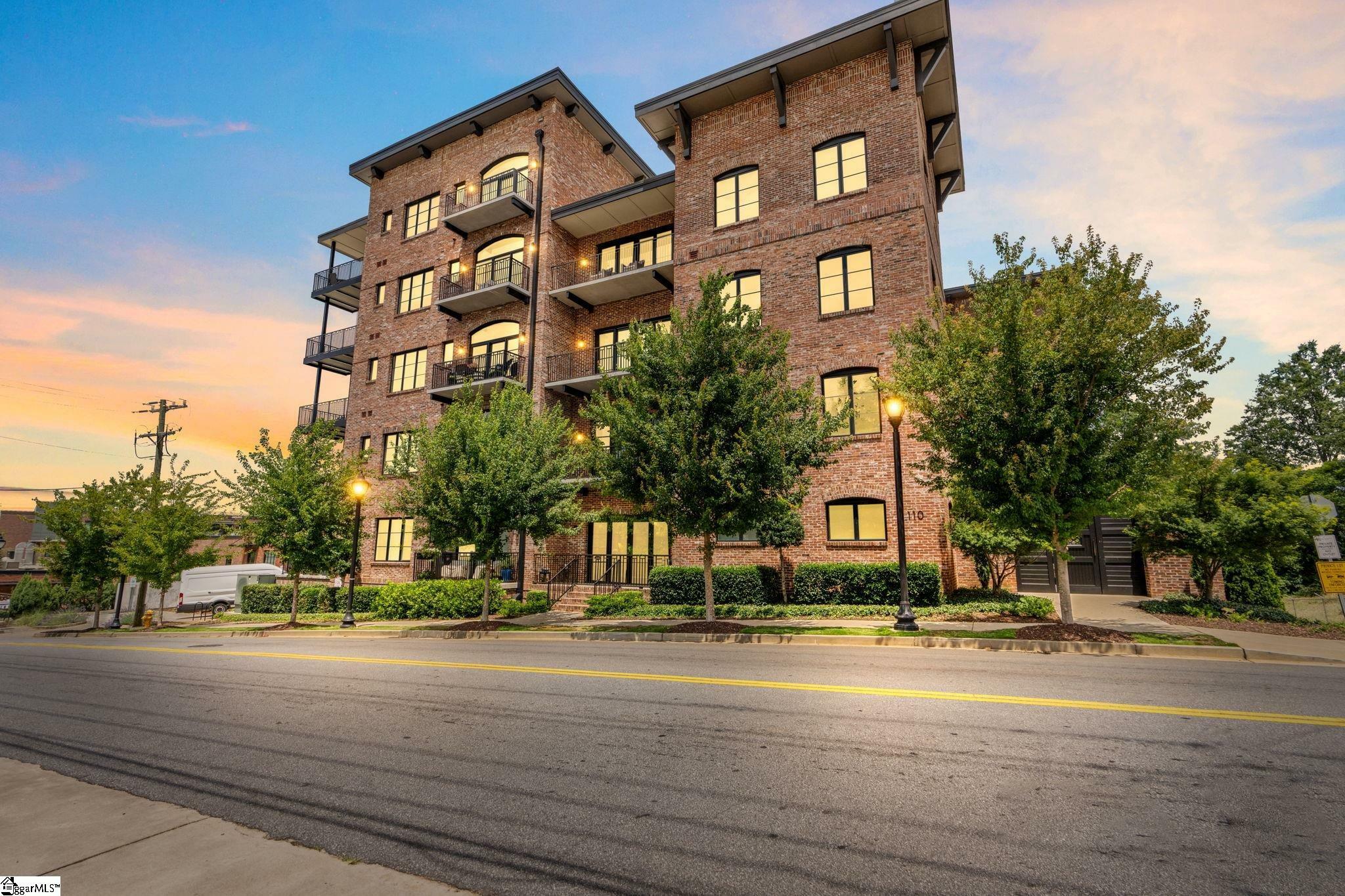 Property Photo: 110 N Markley Street Unit 506 SC 29601