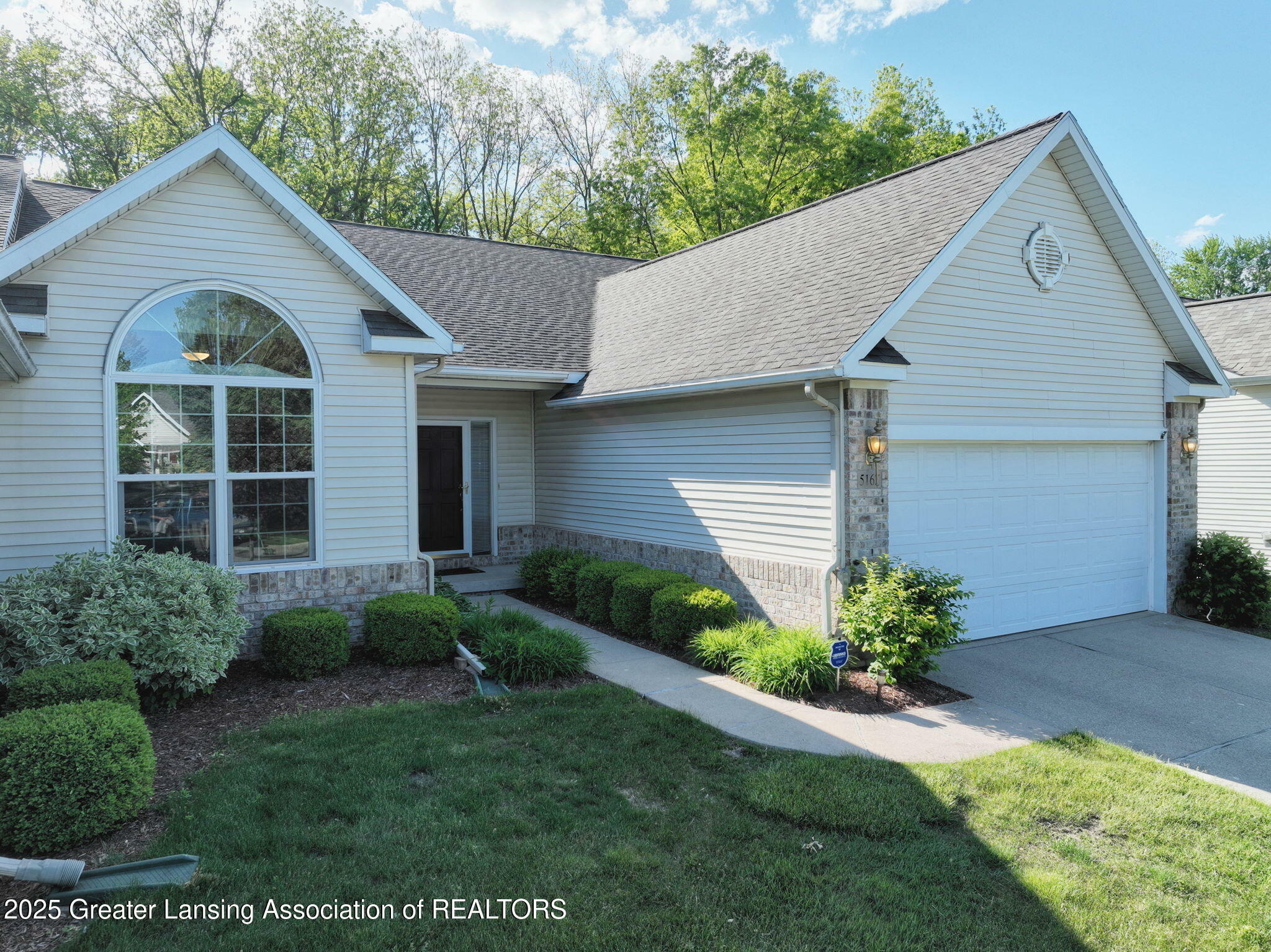 5167 Sapphire Circle  East Lansing MI 48823 photo