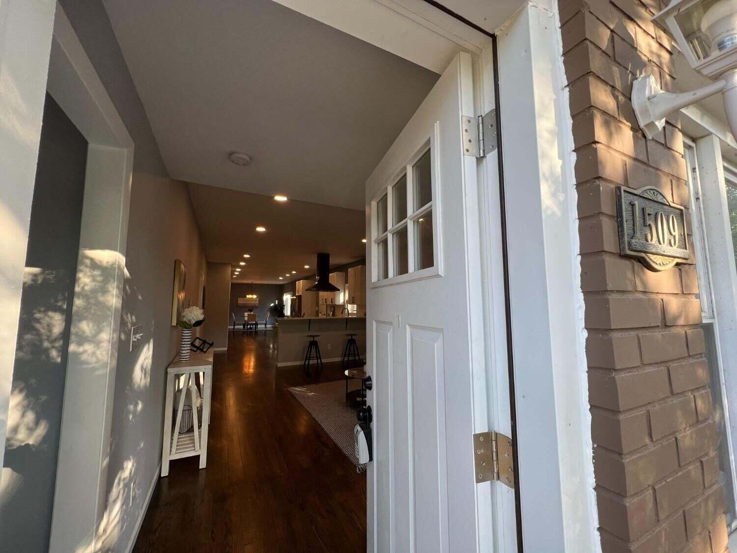 Property Photo:  1509 Myrtle Avenue  IN 46394 